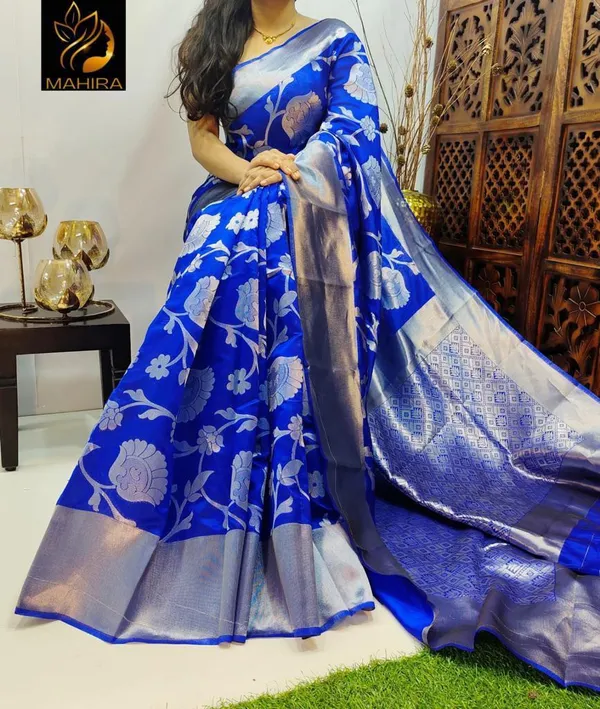 Blue_Woven_Kanjivaram_Silk_Saree_with_Saree_Cover